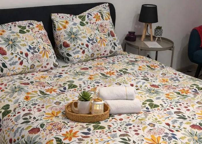 Modern And Cozy Апартаменти *